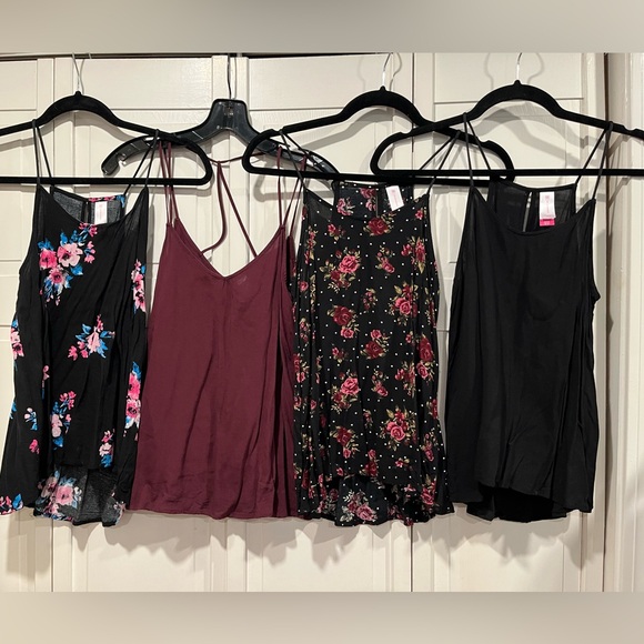 No Boundaries Tops - Bundle of no boundaries tops EUC